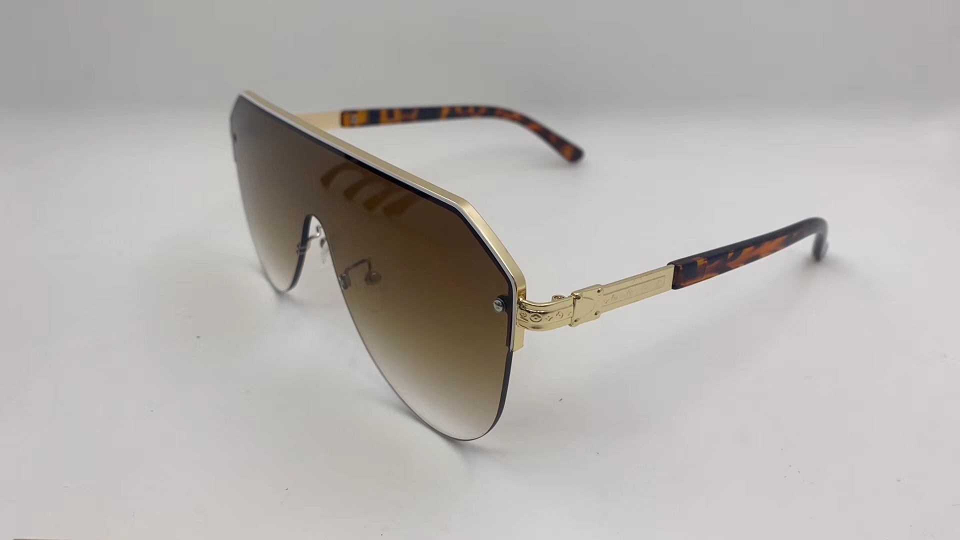 美国哈雷蛤蟆镜越野连体摩托车司机太阳镜驾驶时尚品牌酷墨镜2573