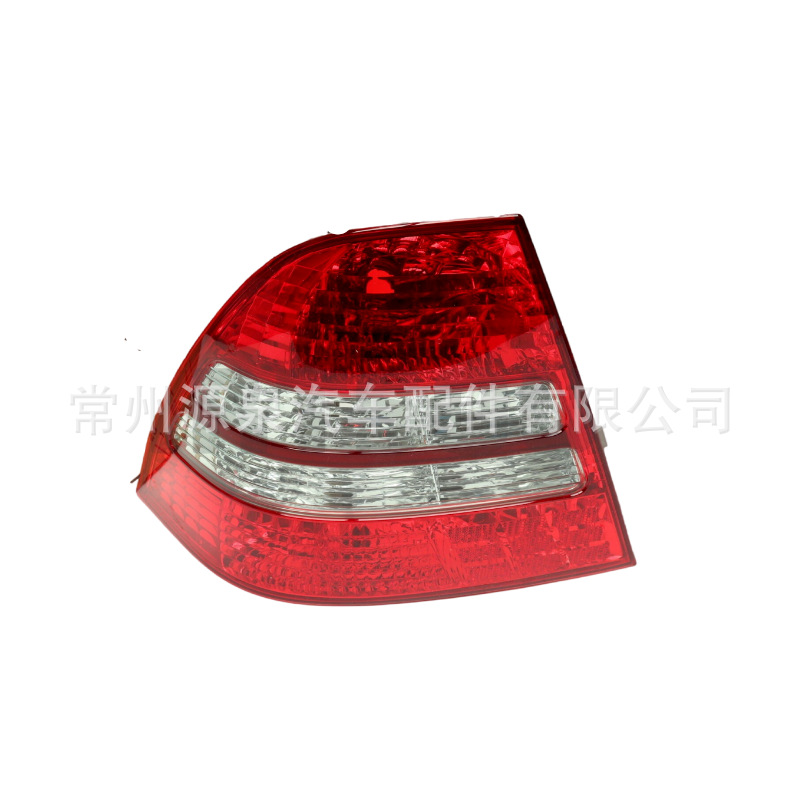 适用于2003款丰田卡罗拉corolla 后杠尾灯总成后尾灯815611e200