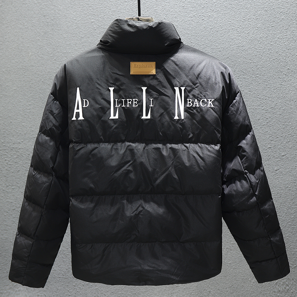 冬季鸭绒羽绒服男美式潮牌防寒保暖短款立领外套宽松青少年面包服