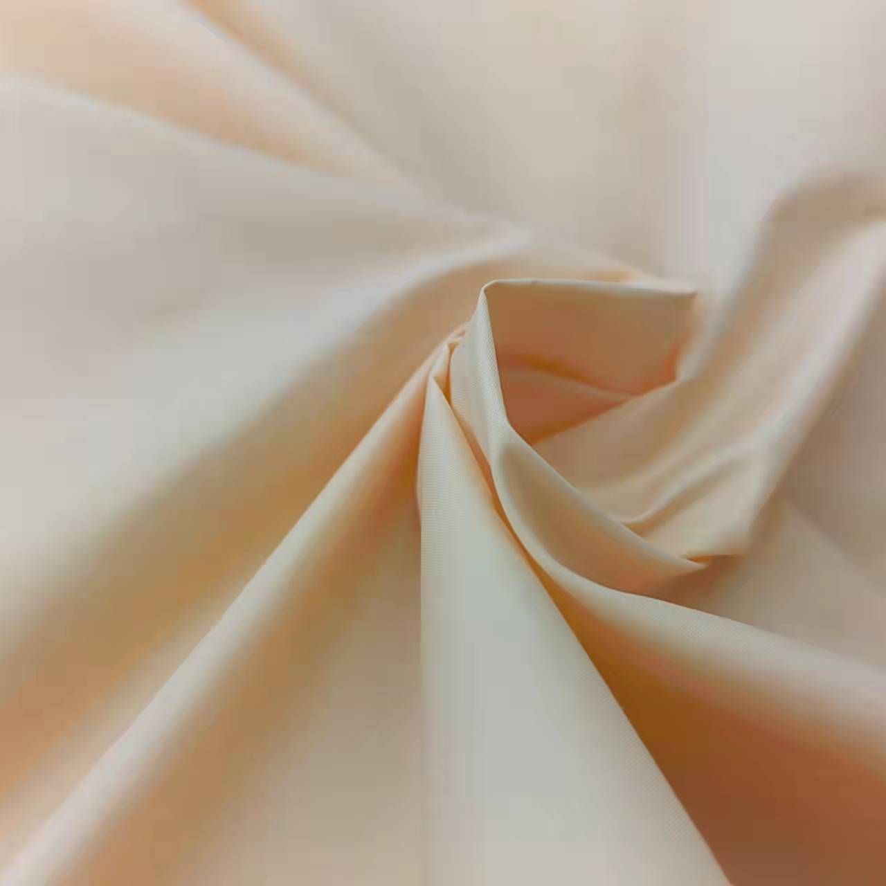 现货轻薄羽绒服防晒服料 380t消光尼丝纺 380t尼丝纺面料 防泼水