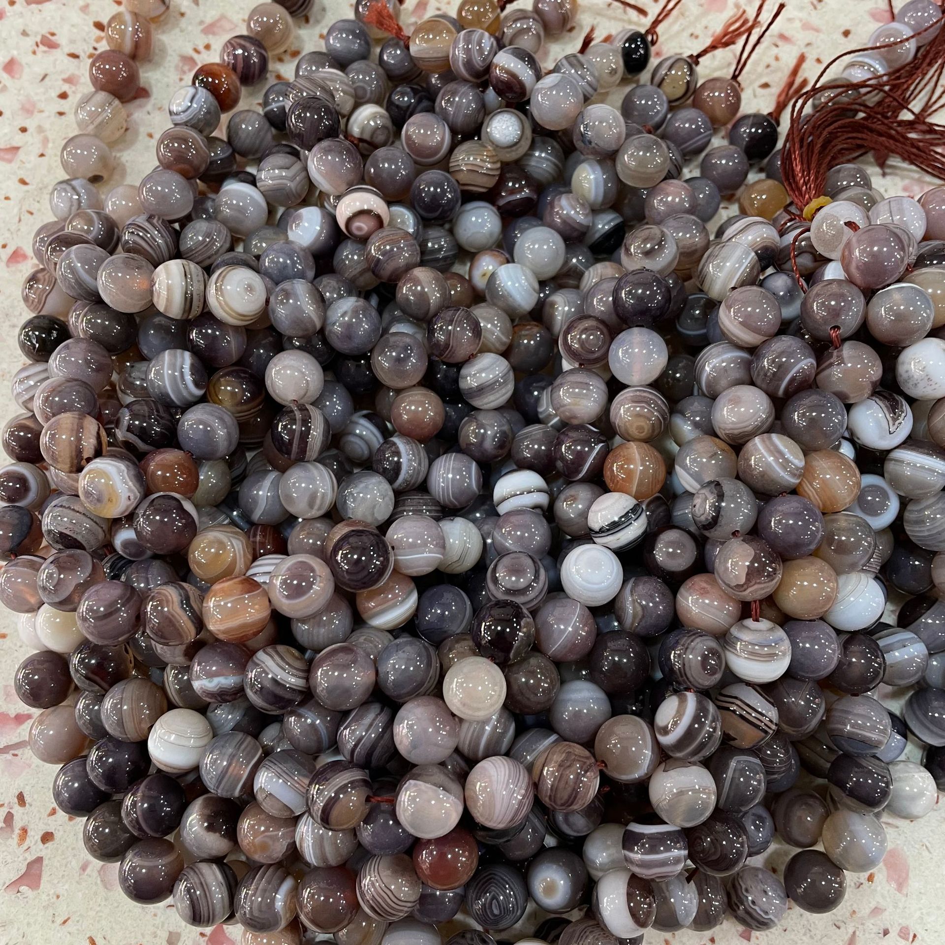 a级天然波斯湾玛瑙散珠条纹玛瑙缠丝玛瑙串珠厂家直供跨境热销