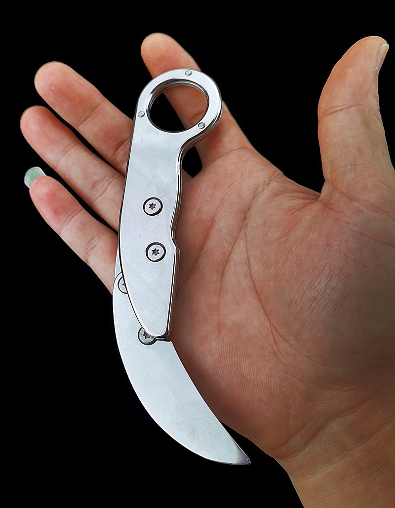 机械爪子刀鹰爪刀户外战术小刀随身折叠刀便携水果刀具防身冷兵器