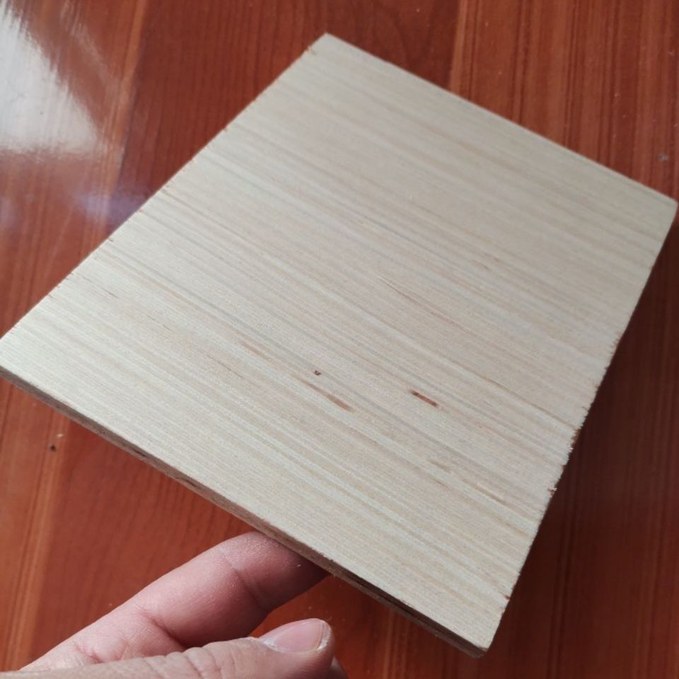九厘板衣柜胶合板隔板五合板杨木多层板床板包装货架材料