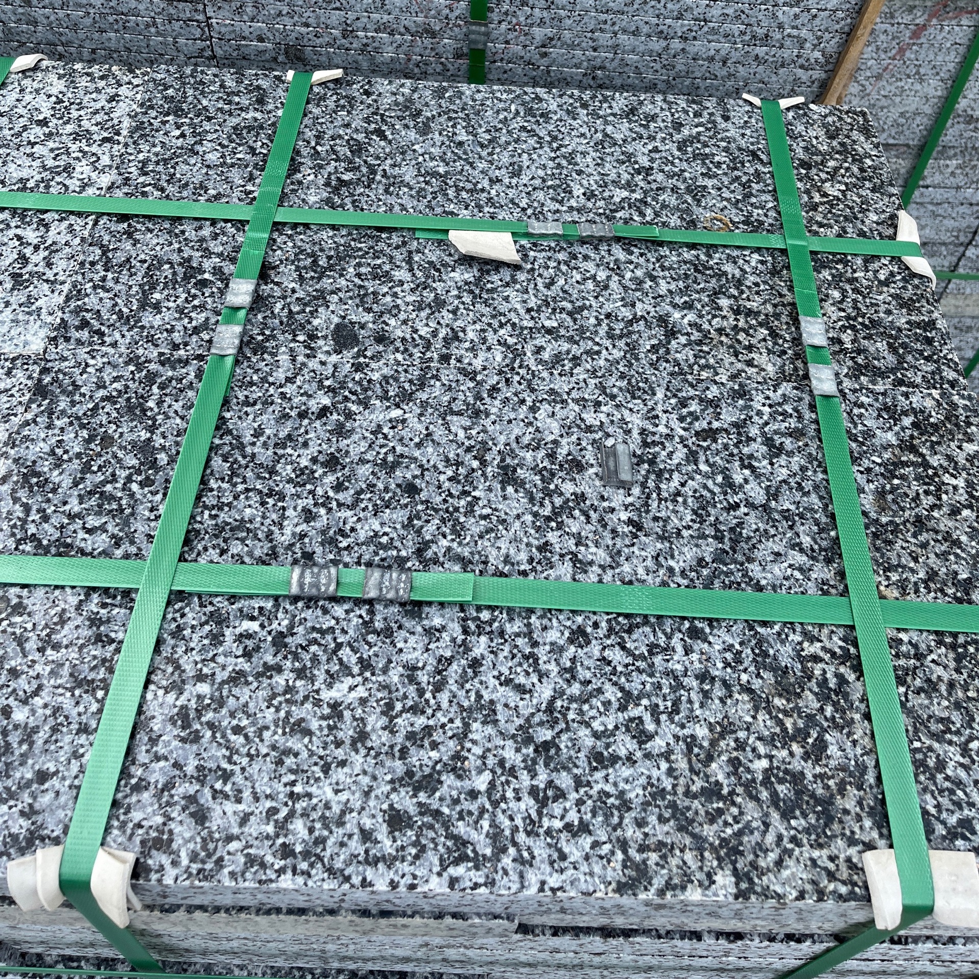 芝麻黑火烧板花岗岩天然石材加工定 做 江西湖北芝麻黑厂家直供