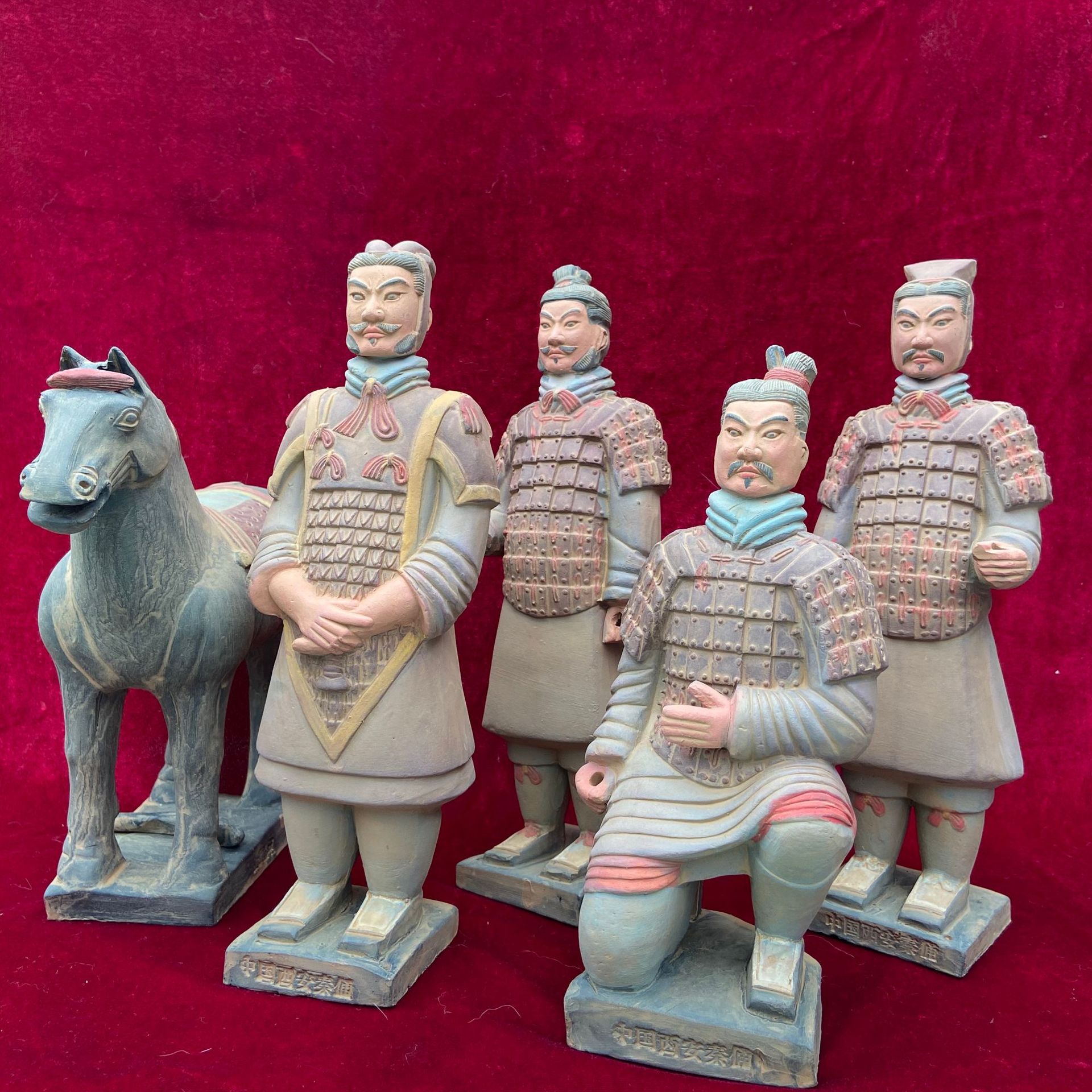 兵马俑摆件25cm秦俑西安泥人中国传统礼品厂家直销原创设计批发零