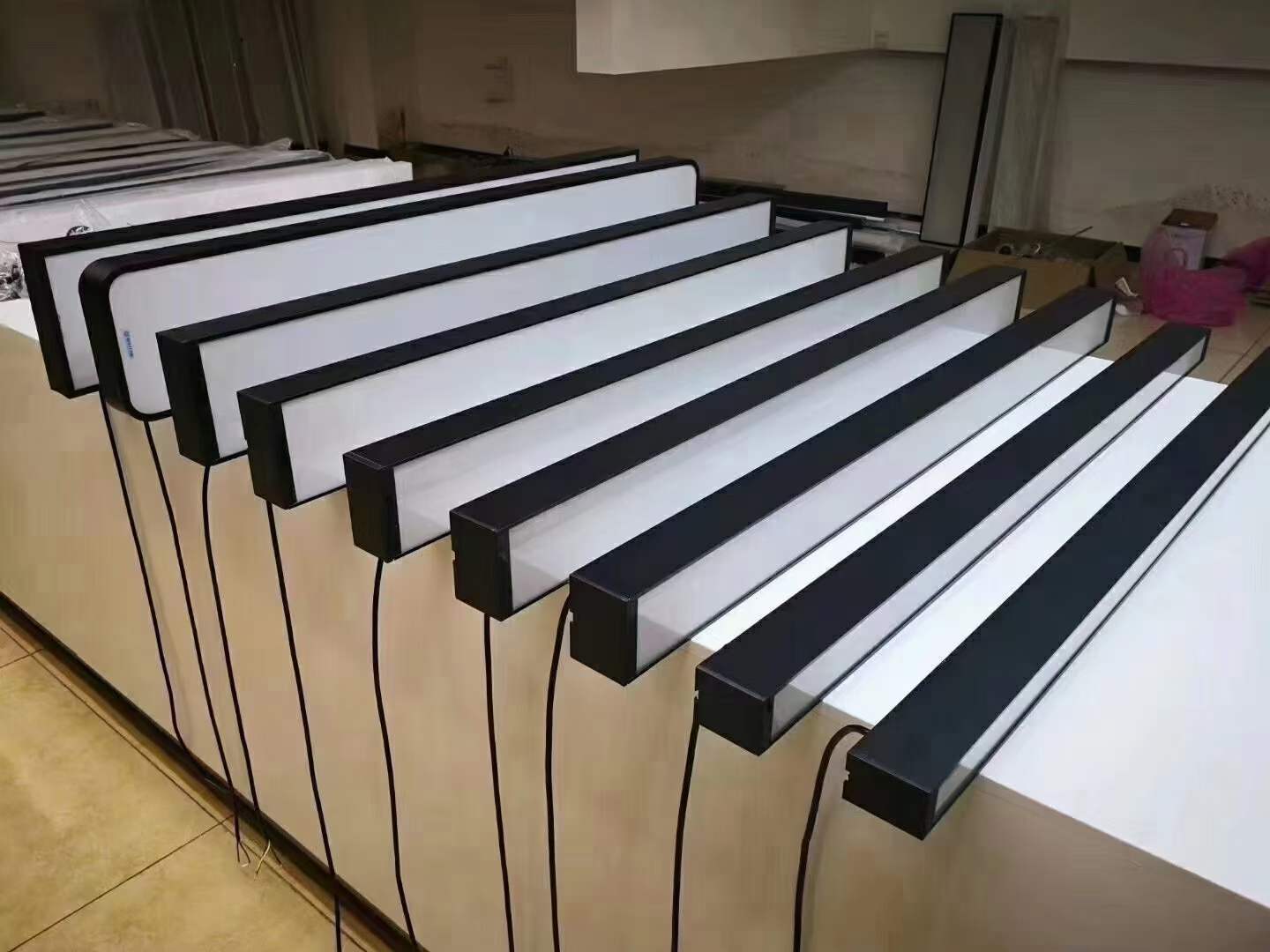 led长条日光灯盘美发店工程学校超市造型条形天花灯办公室支架灯