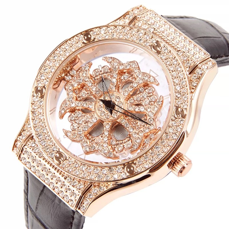 抖音快手同款五角星时来运转手表满钻镂空旋转情侣表克罗心小绿表