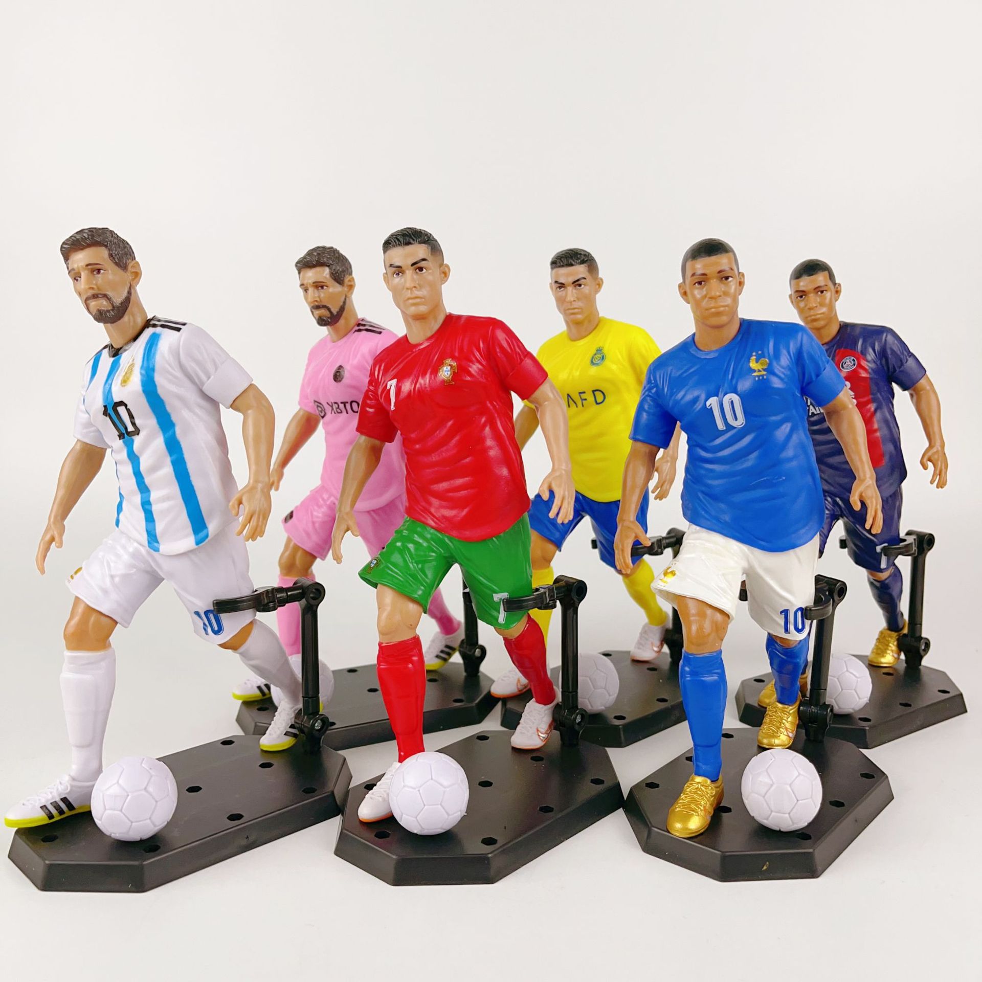 世界杯真人版足球球星梅西c罗姆巴佩兵人玩偶手办公仔潮玩摆件