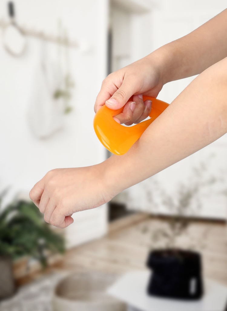 刮痧板大号月牙刮痧板刮痧颈椎腰部手臂腿用刮痧黄色绿色2个色