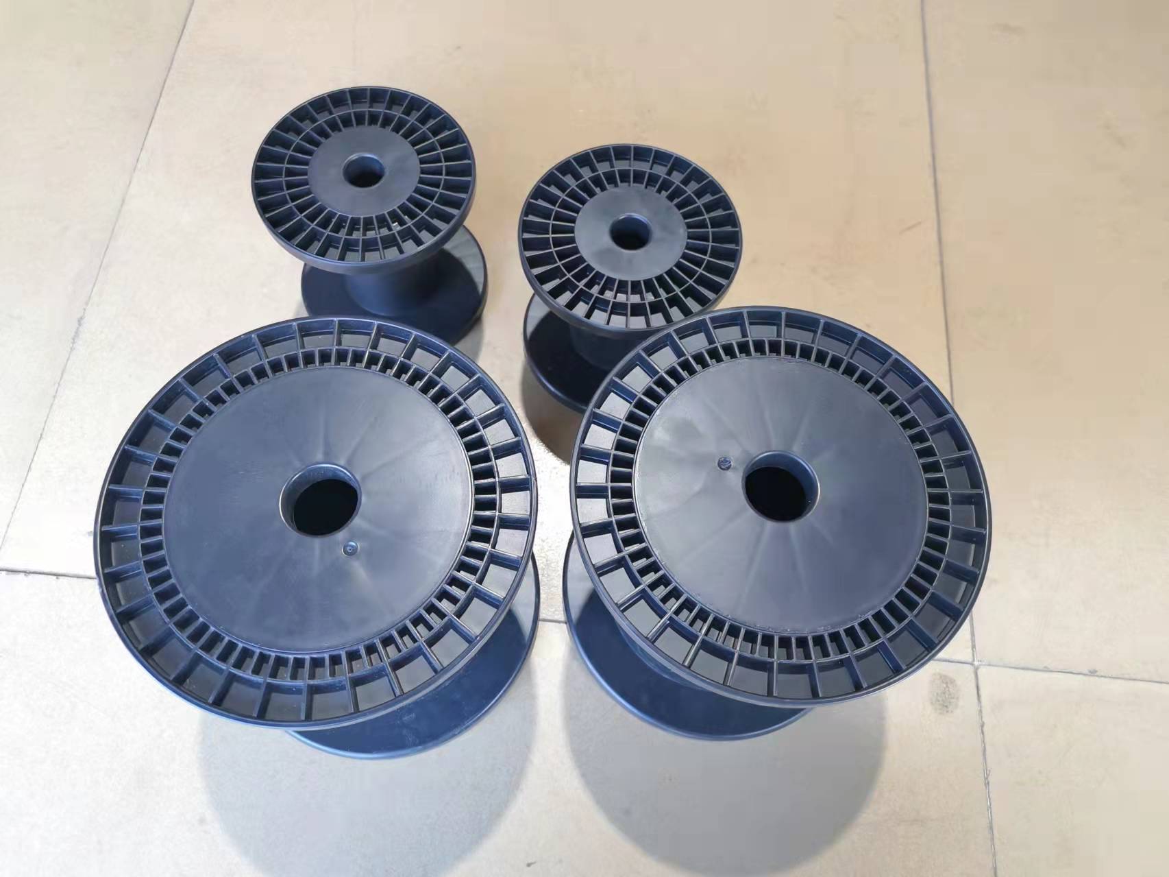 实价厂家直销工字轮黑色abs料电缆绕线收线卷轴一体型卷线盘胶轴