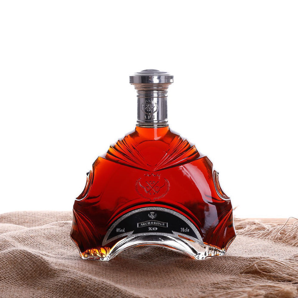 法国进口洋酒 拱桥xo白兰地 700ml礼盒装 正品包邮