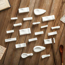 包邮筷架创意筷托陶瓷筷枕纯白筷子架酒店多用筷枕两用汤匙托勺托