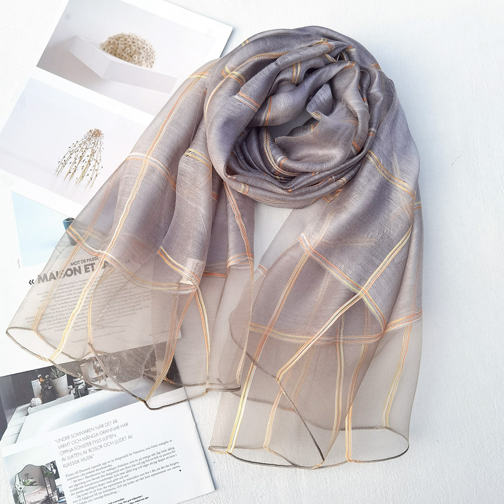 春款新款格子真丝围巾女金线桑蚕丝丝巾女纯色防晒披肩送伴手礼盒