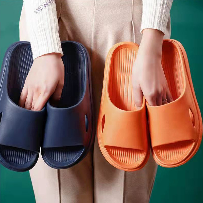 One Piece Dropshipping Best-Seller on Douyin Glossy Slip-on Slippers Summer Bathroom Slippers Women's Home Sandals Wholesale