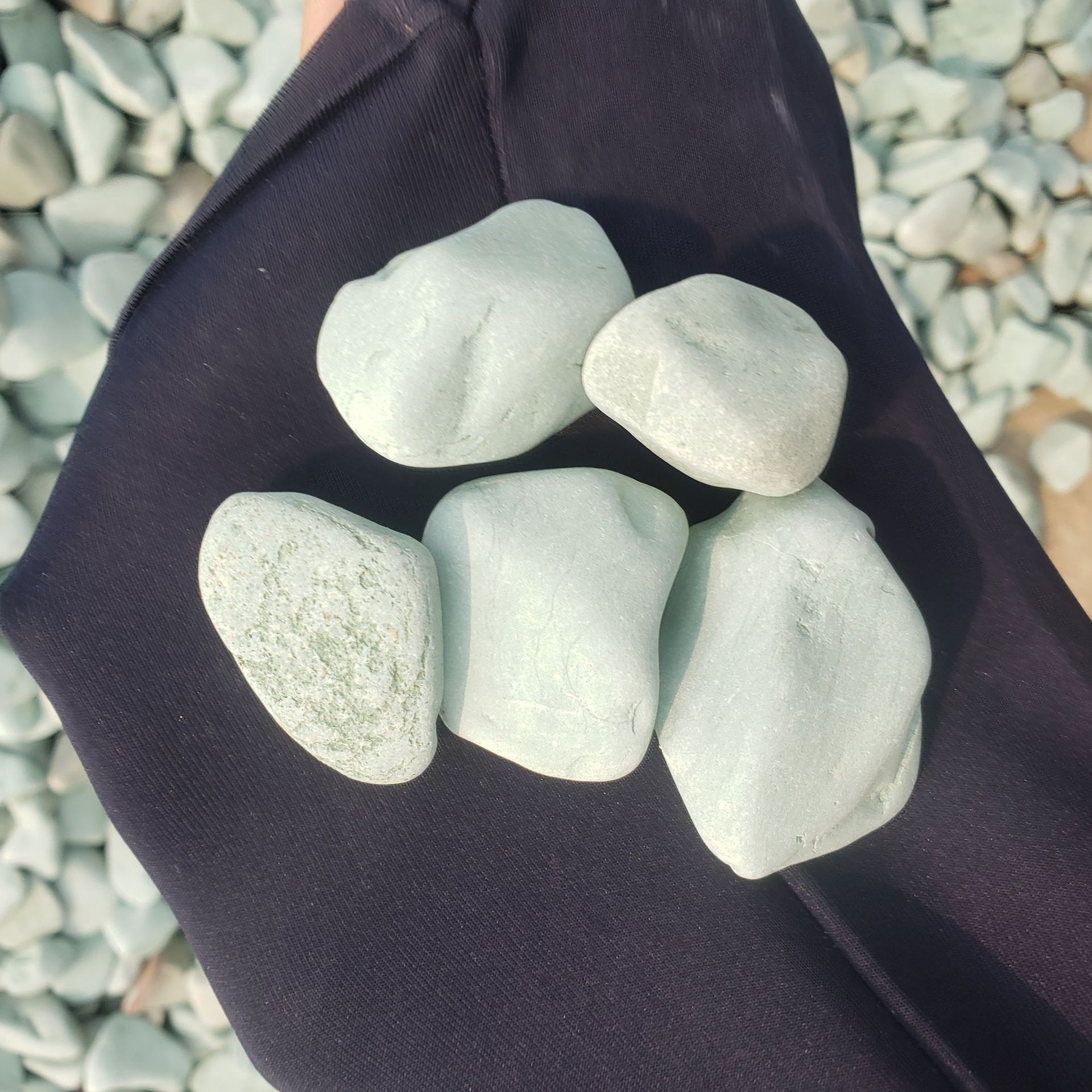 批售2-4公分 绿石子 绿沸石 园艺盆栽 铺路用