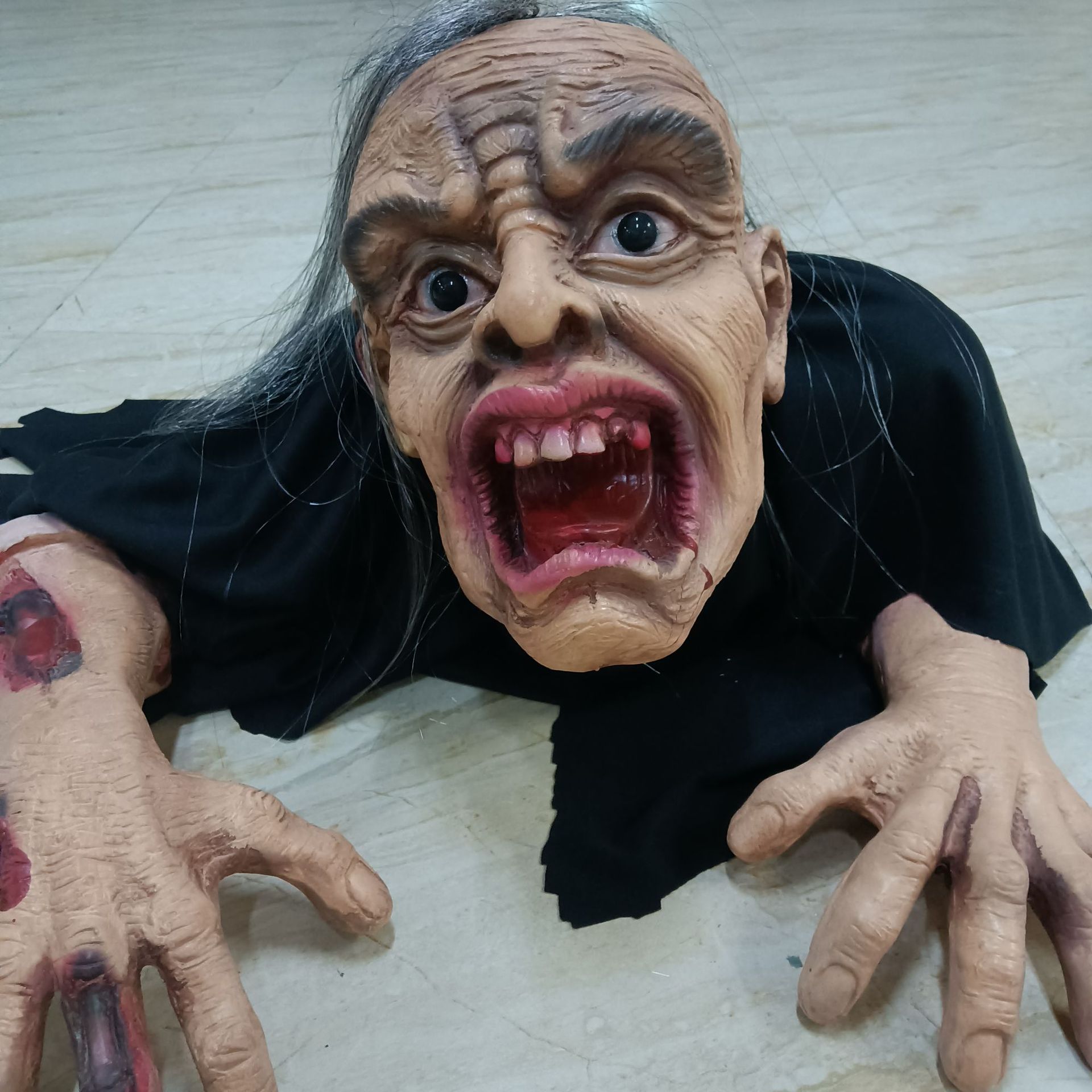 鬼恐怖玩具图片