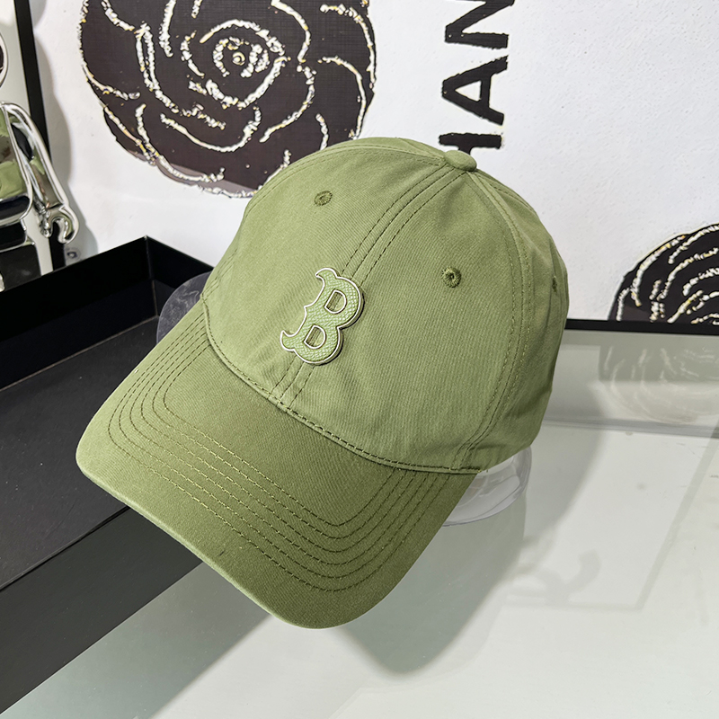 金属标b字母纯色软顶棒球帽女韩国东大门百搭炸街绿色鸭舌帽男士