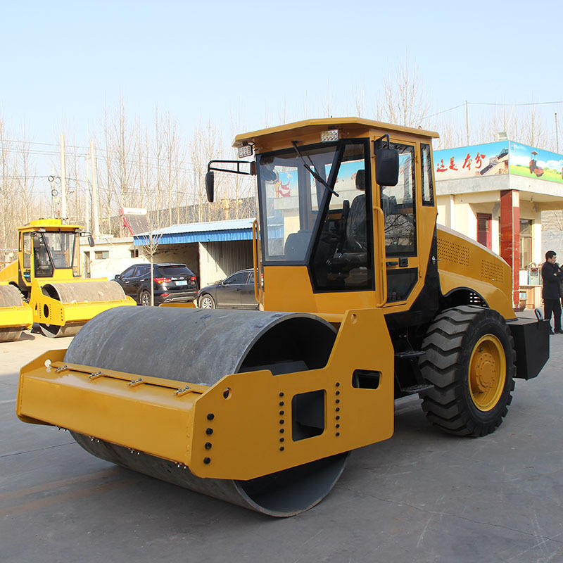 中小型柴油振动压实压路机3吨6吨压路小碾子8吨单钢轮液压压路机