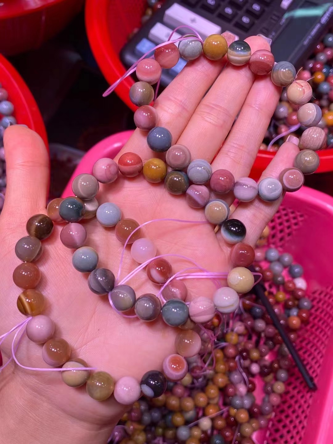 天然阿拉善玛瑙彩虹天眼圆珠手串高品质阿拉善直播爆款圆珠供应