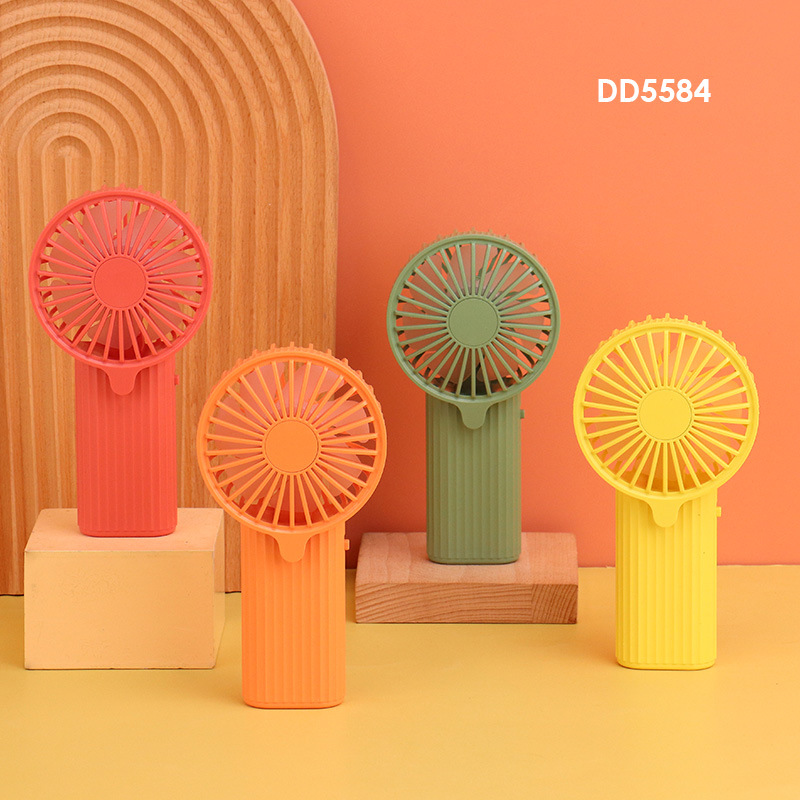 Drip Fan Simple Cute Cartoon Dry Battery Small Handheld Fan Outdoor Portable Mini Fan