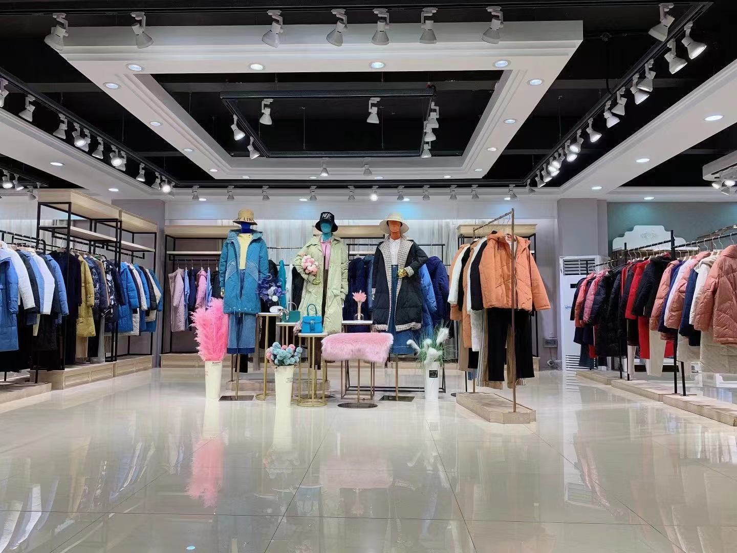 杭州知名品牌约布秋冬品牌女装折扣店精品女装批发