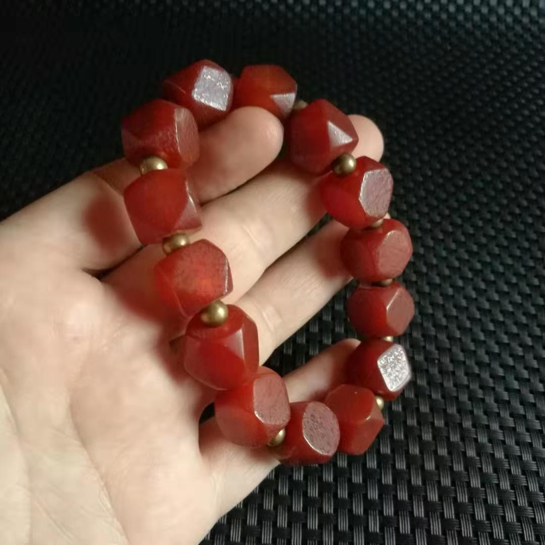 古玩收藏唐八棱红玛瑙珠子手链手串柿子红多棱玛瑙男士手串手链