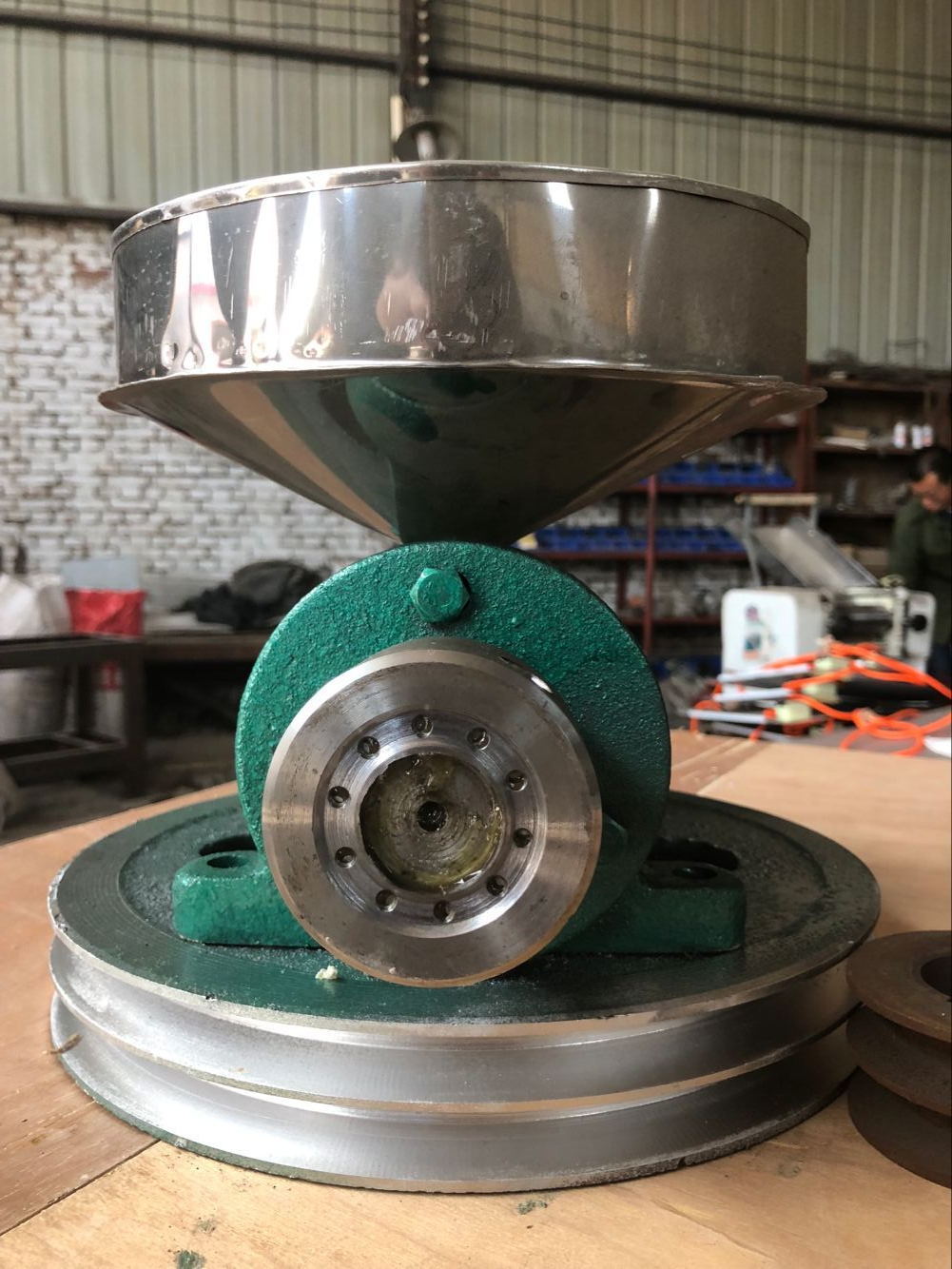 饲料膨化机玉米膨化机宠物狗粮饲料漂浮鱼饲料乌龟饲料加工设备