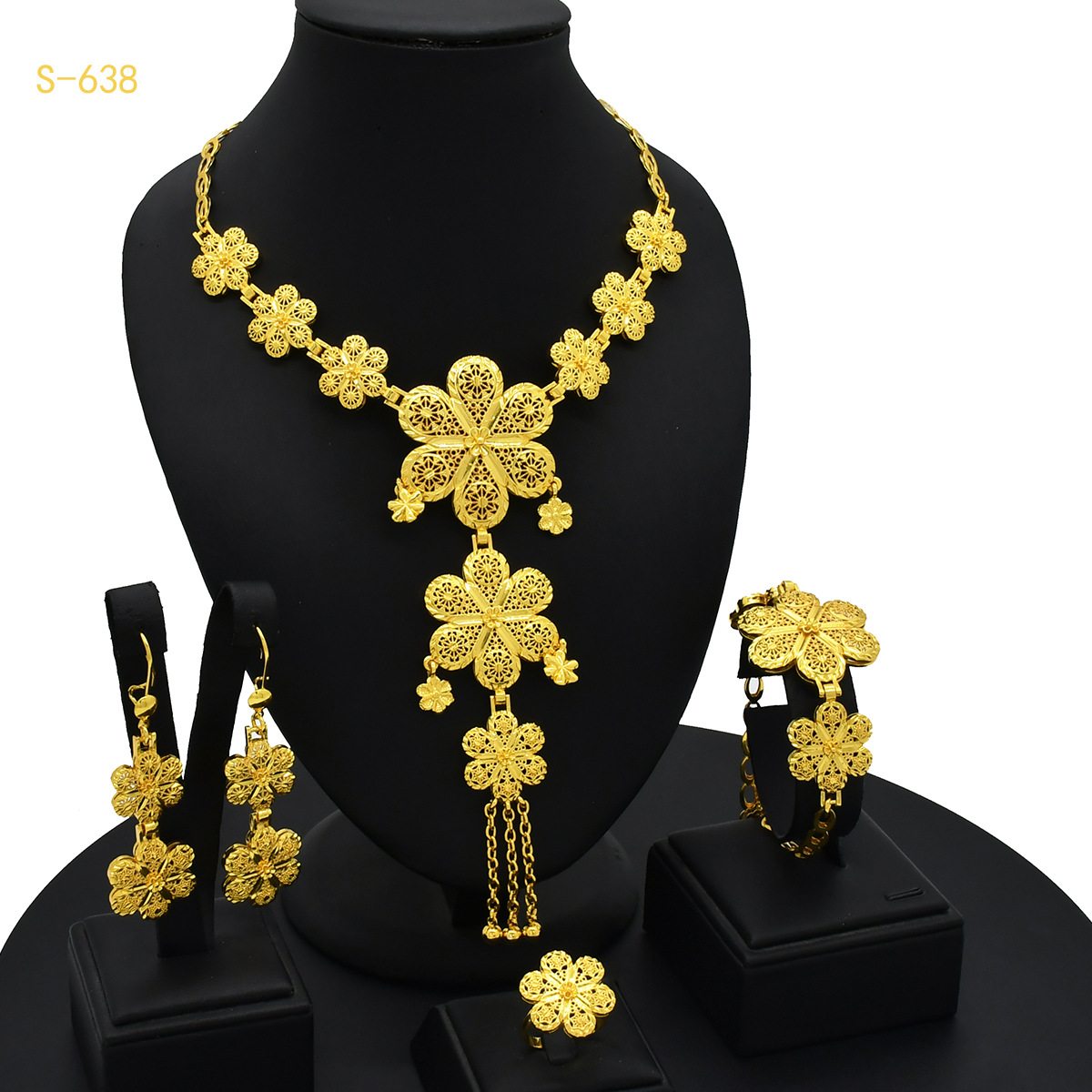 2023 Dubai 24K Gold-Plated Flowers Hollow Jewelry Set Necklace Earring Bracelet Ring Middle East Dubai Ornament