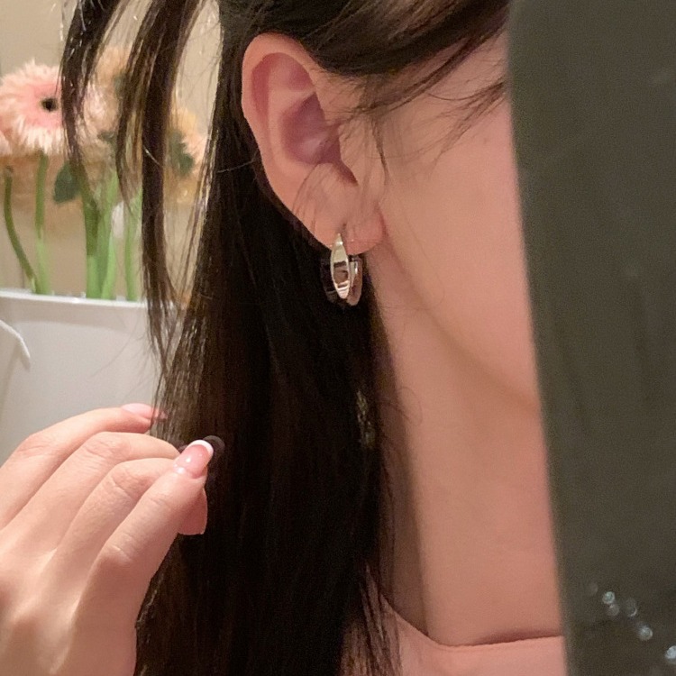 INS Cold Style Ear Loop Earrings 2023 New Hot-Sale Earrings Niche Design Senior Ear Clips Earrings Women