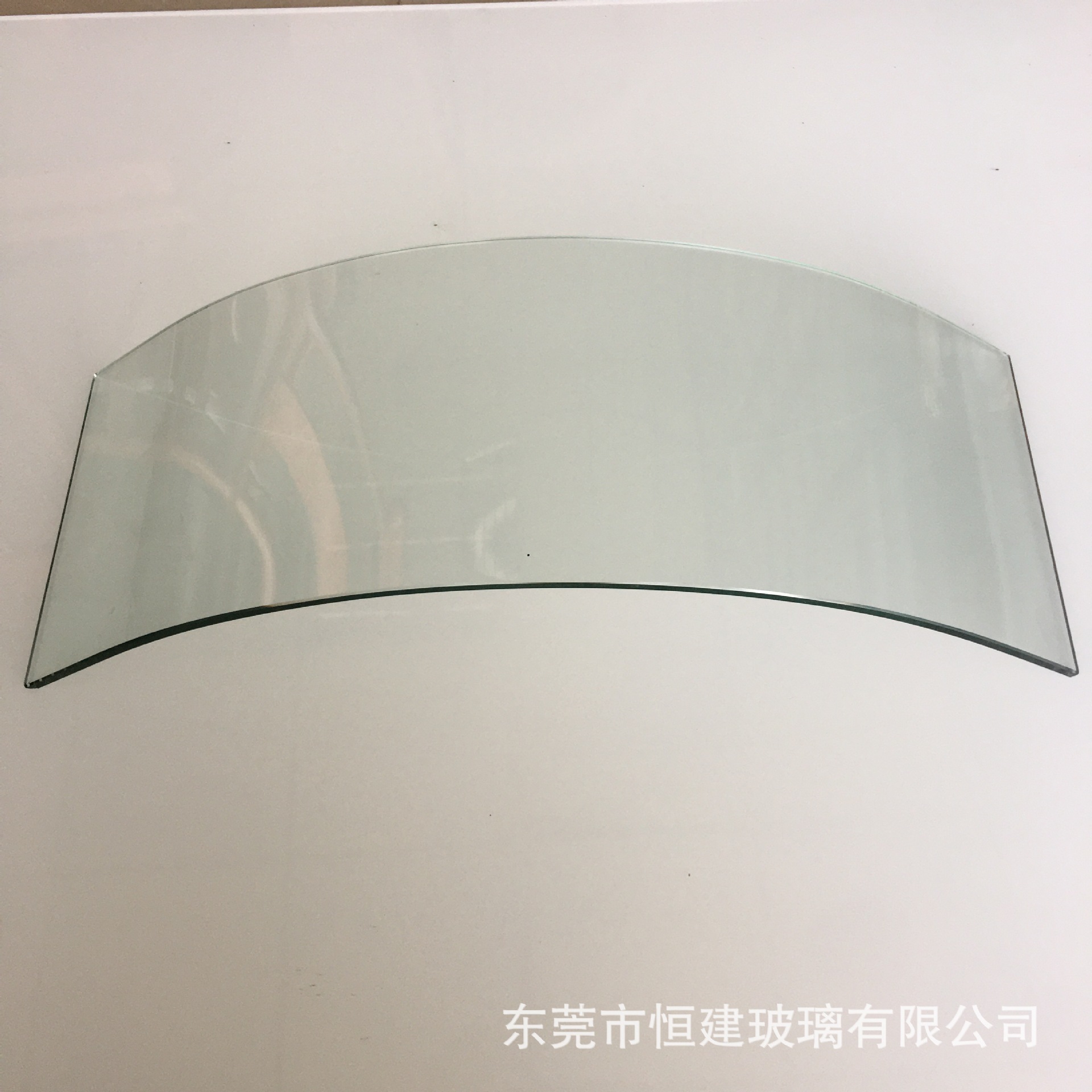 专业生产5mm透明弧形钢化玻璃小弯钢化玻璃热弯钢化玻璃