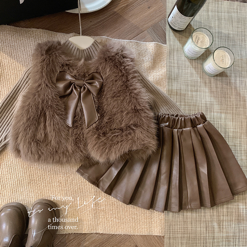 Korean Style Girls' Suit Autumn and Winter Children's Fashion Sweater Coat + Knitted Top + Fleece-Lined Pleated Leather Skirt Fashion