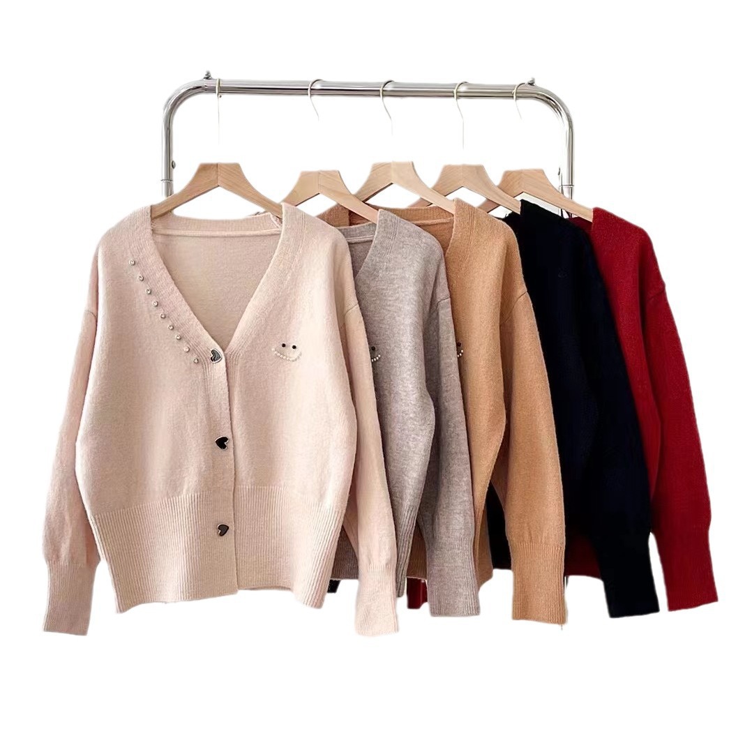 韩系温柔订珠笑脸毛衣开衫女2024早春新款软糯百搭圆领针织衫外套