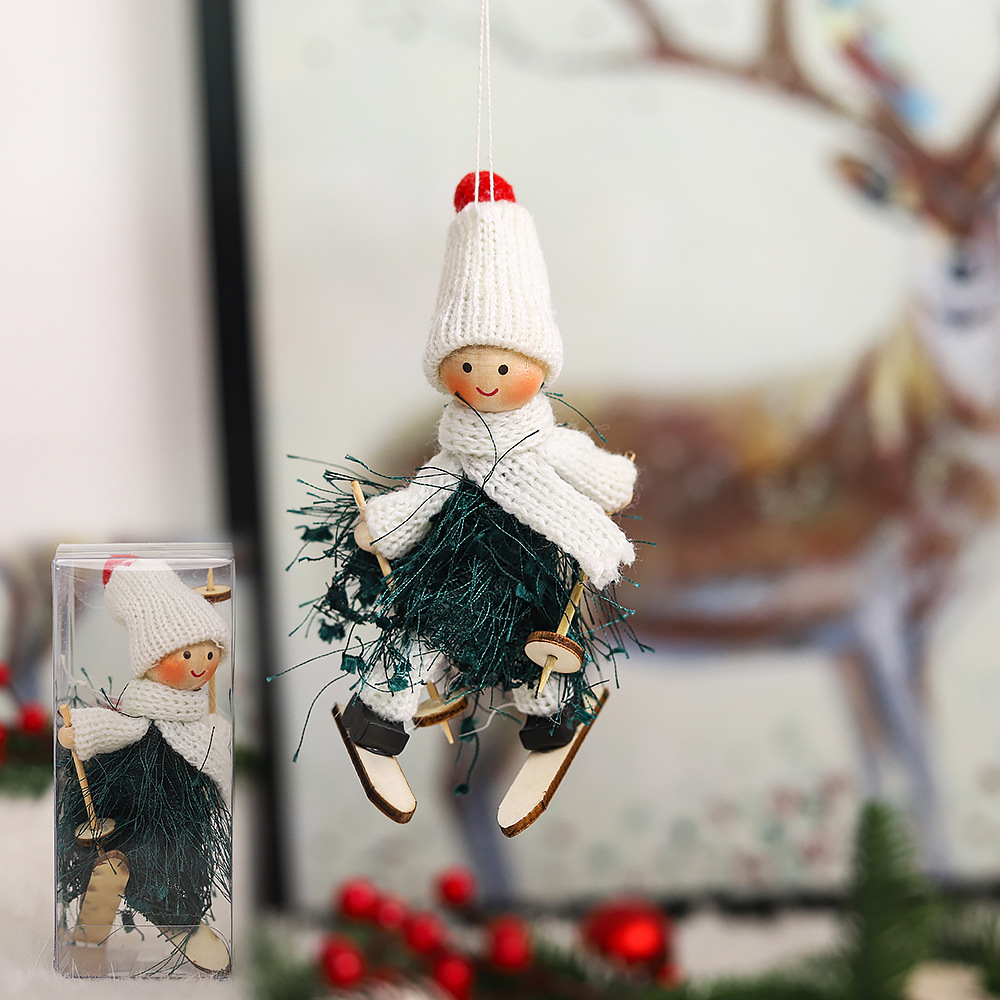 New Christmas Decorations Creative Cute Wood Fiber Tassel Yarn Ski Doll Doll Pendant Ornament