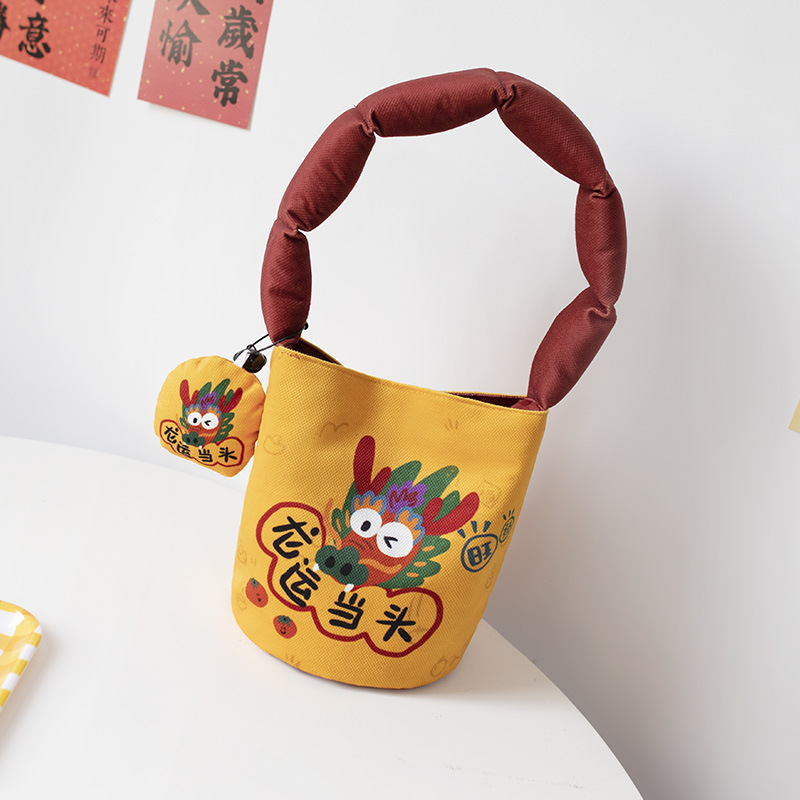 2024 New Portable Bucket Bag Female Dragon Year Festive Red New Year Holiday Gift Hand Carrying Hand Gift Bag