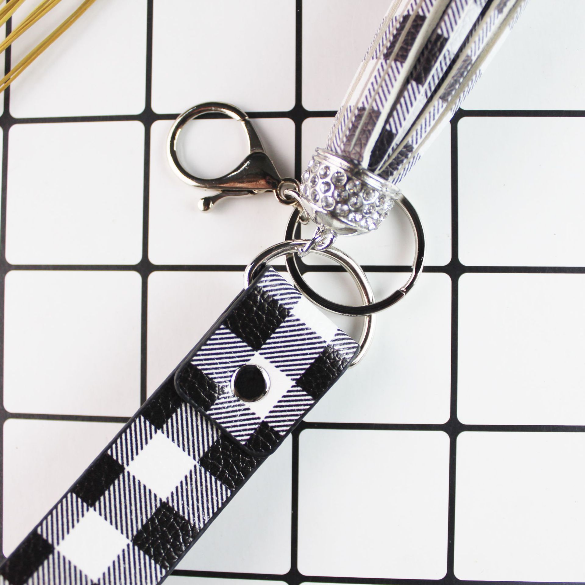 Leather Key Chain Tassel Pendant Creative Pendants Cute Personality Car Key Chain Handbag Pendant Small Gift