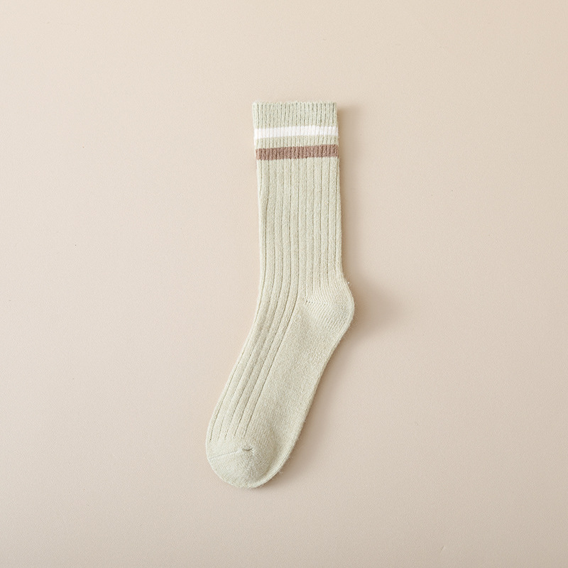 Women's Socks Winter Parallel Bars Cashmere Socks Warm College Style Casual Trend Athletic Socks Breathable Sweat Absorbing Socks
