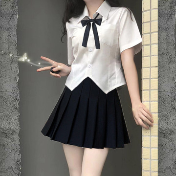 收腰白色衬衫女学生夏季短袖衬衣百褶裙套装纯欲jk制服学院风上衣