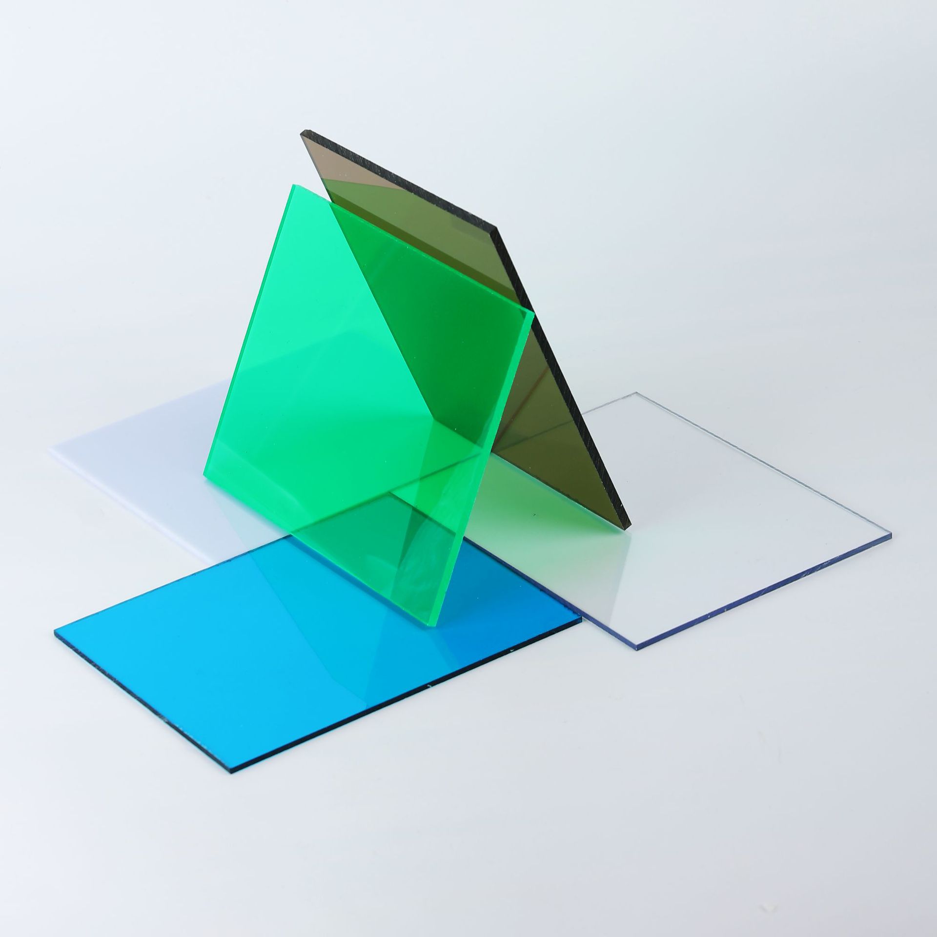 pc耐力板透明户外车棚遮阳透光板建筑隔顶花棚雨棚采光板厂家批发