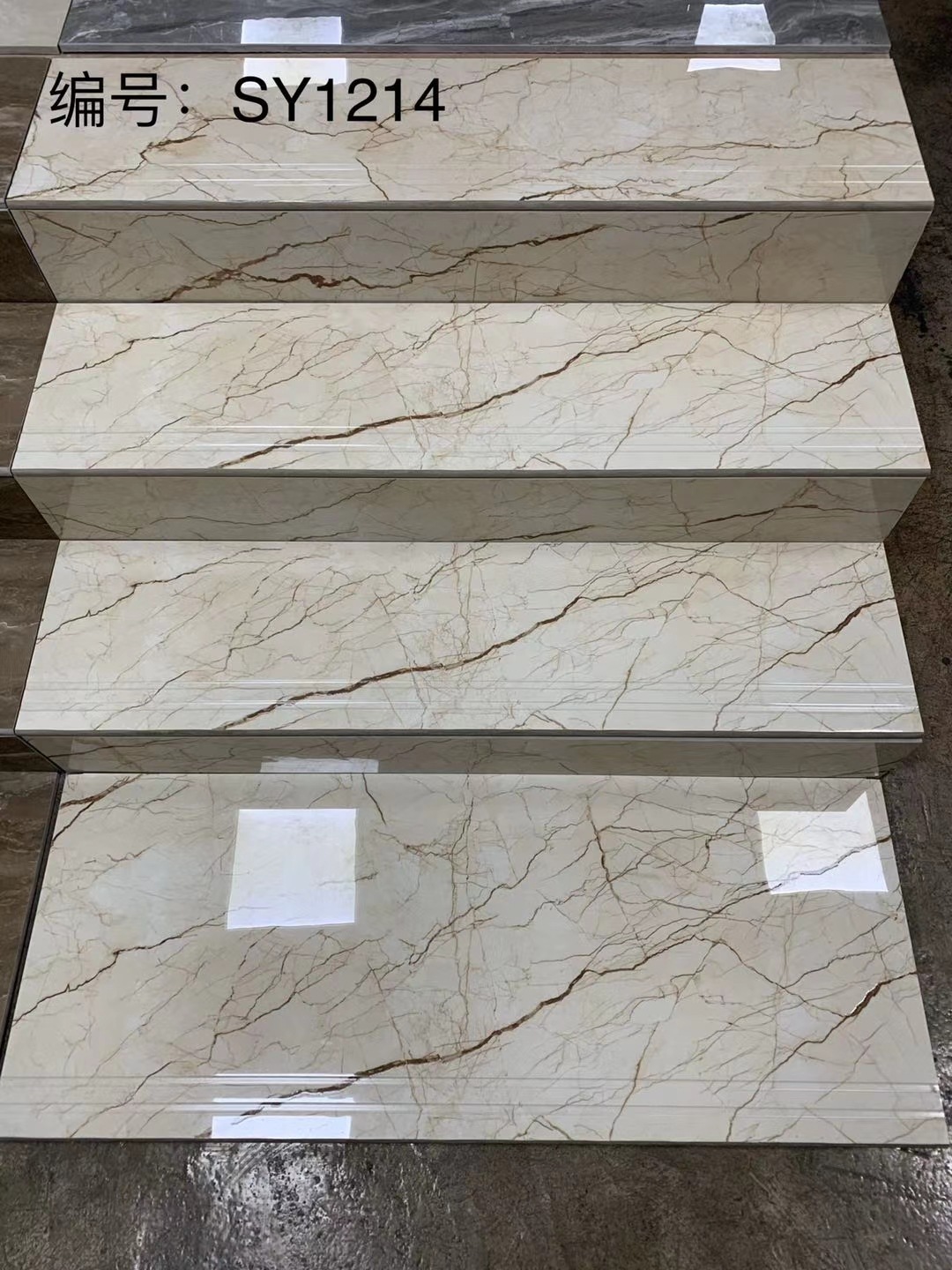 楼梯砖 一体式踏步台阶通体瓷砖1200*470别墅自建房原槽梯级地砖