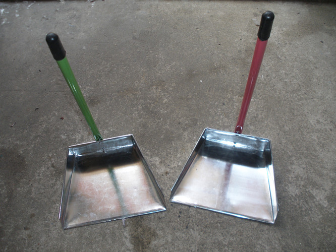 优质加厚型白铁皮畚箕畚斗簸箕垃圾铲量大优惠扫斗-阿里巴巴