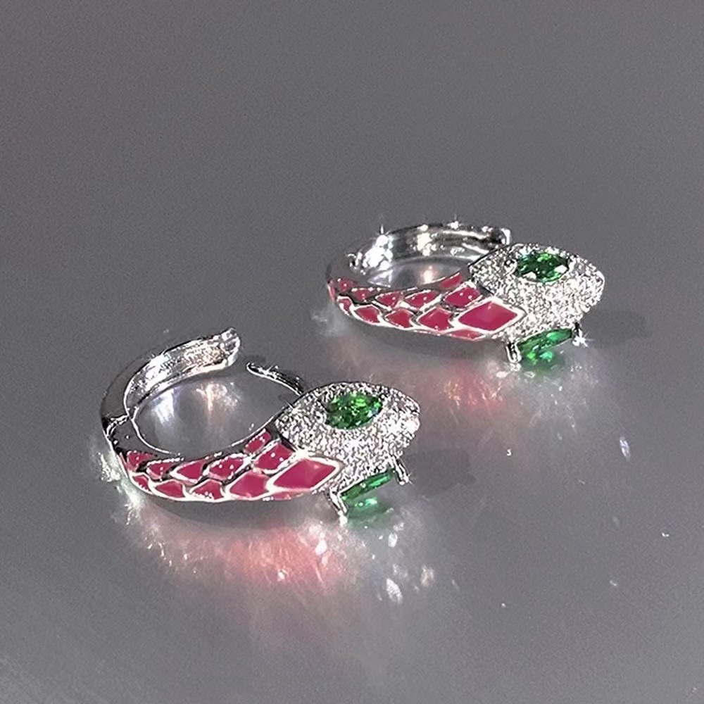 Snake Yard Girl! Yyds Special-Interest Design Spirit Snake Ear Clip Earrings Light Luxury High-Grade Earrings Female Personality Fashion Earrings