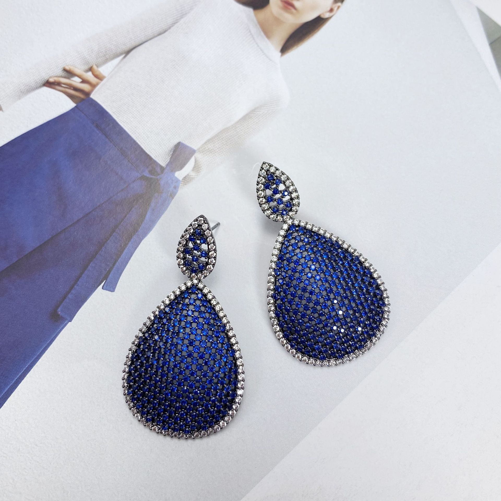 时尚大气镂空微镶水滴形耳环小众锆石耳饰潮流欧美ins饰品批发