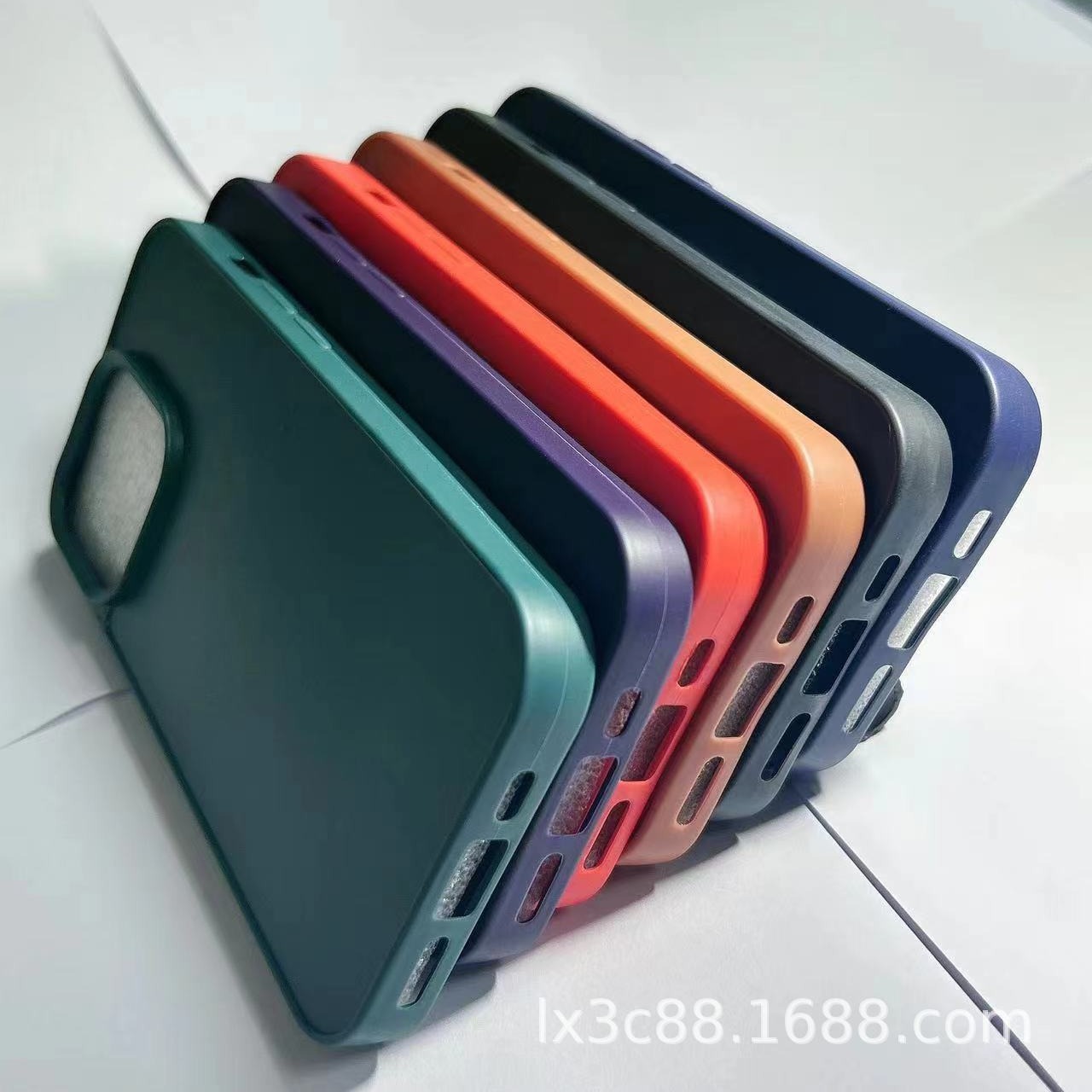 适用LT M70 8501/M10/20/30/50SC26连体鹰孔贴皮素材套手机保护套