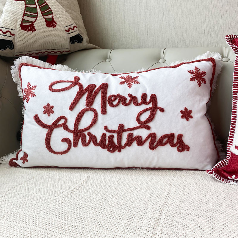圣诞节绣花抱枕套跨境专供节日靠垫家用装饰雪花麋鹿红色沙发抱枕