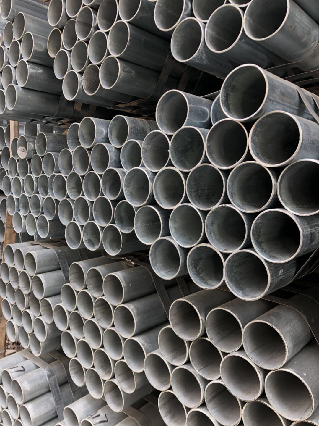 厂家供应热镀锌钢管 q235b 热镀锌钢管dn25 蔬菜大棚钢管加工定制