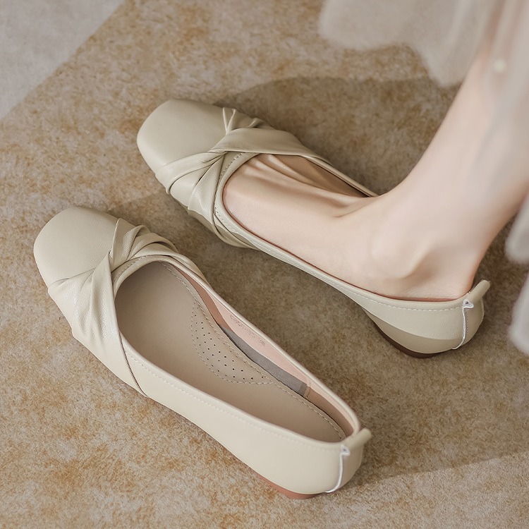 2024年春季新款平底奶奶鞋女仙女温柔单鞋豆豆鞋女瓢鞋工作鞋