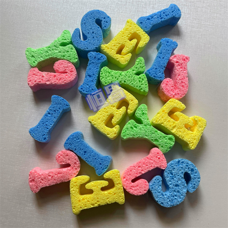 洗澡沐浴海绵块卡通动物吸水海绵浴缸漂浮儿童玩具字母洗澡海绵