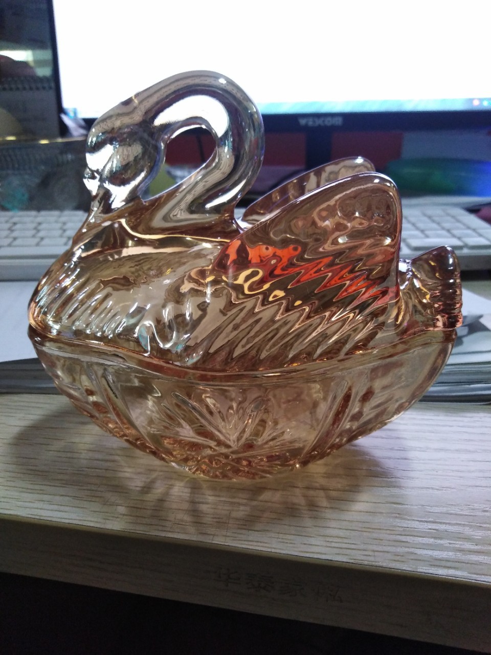 欧式浮雕天鹅玻璃收纳储物罐 饰品罐零食糖果盒 伴手礼喜糖盒婚庆