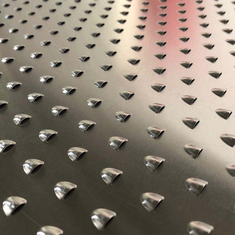 304不锈钢鱼鳞冲孔网 凸起指甲孔 防滑板粮食筛选洞洞板