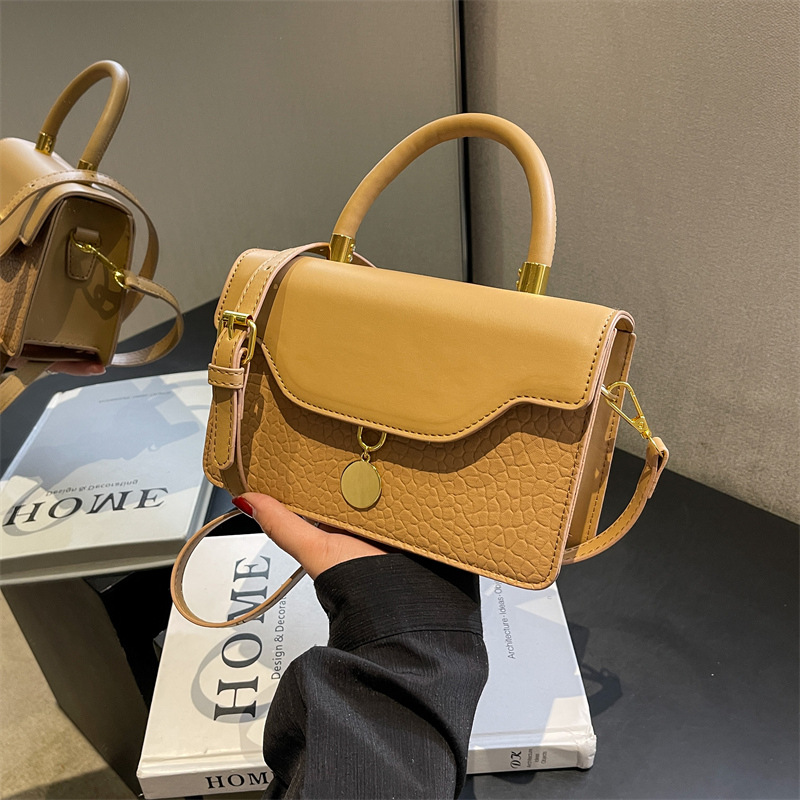 Advanced Texture Small Bag for Women 2023 Spring and Summer Popular Messenger Bag All-Match Shoulder Portable Small Square Bag